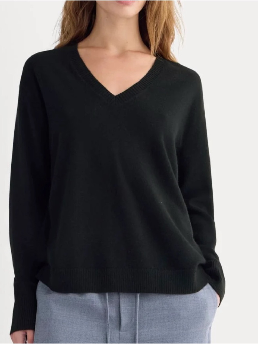 Everlane womens black the classic v neck in cashmere sweater S